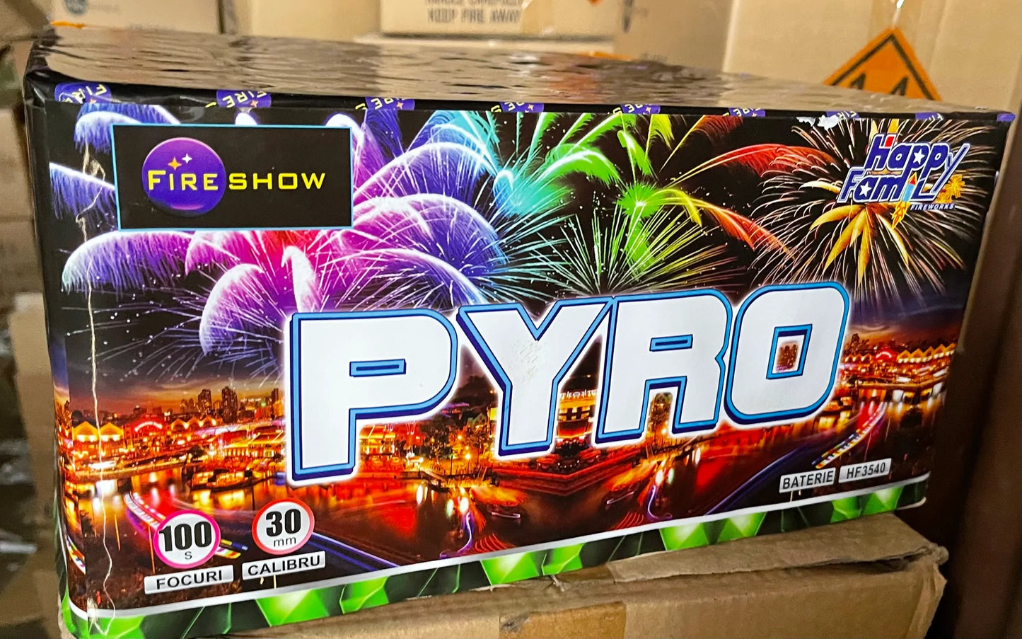 Baterie de artificii 100 focuri calibrul 30 mm HF3540 PYRO FIREHSOW